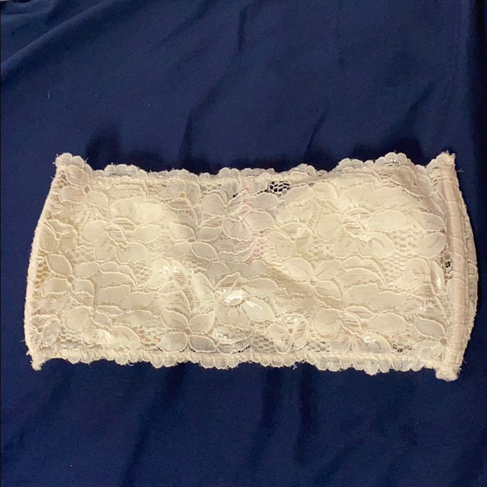 Lace Bra - Picture 2 of 3